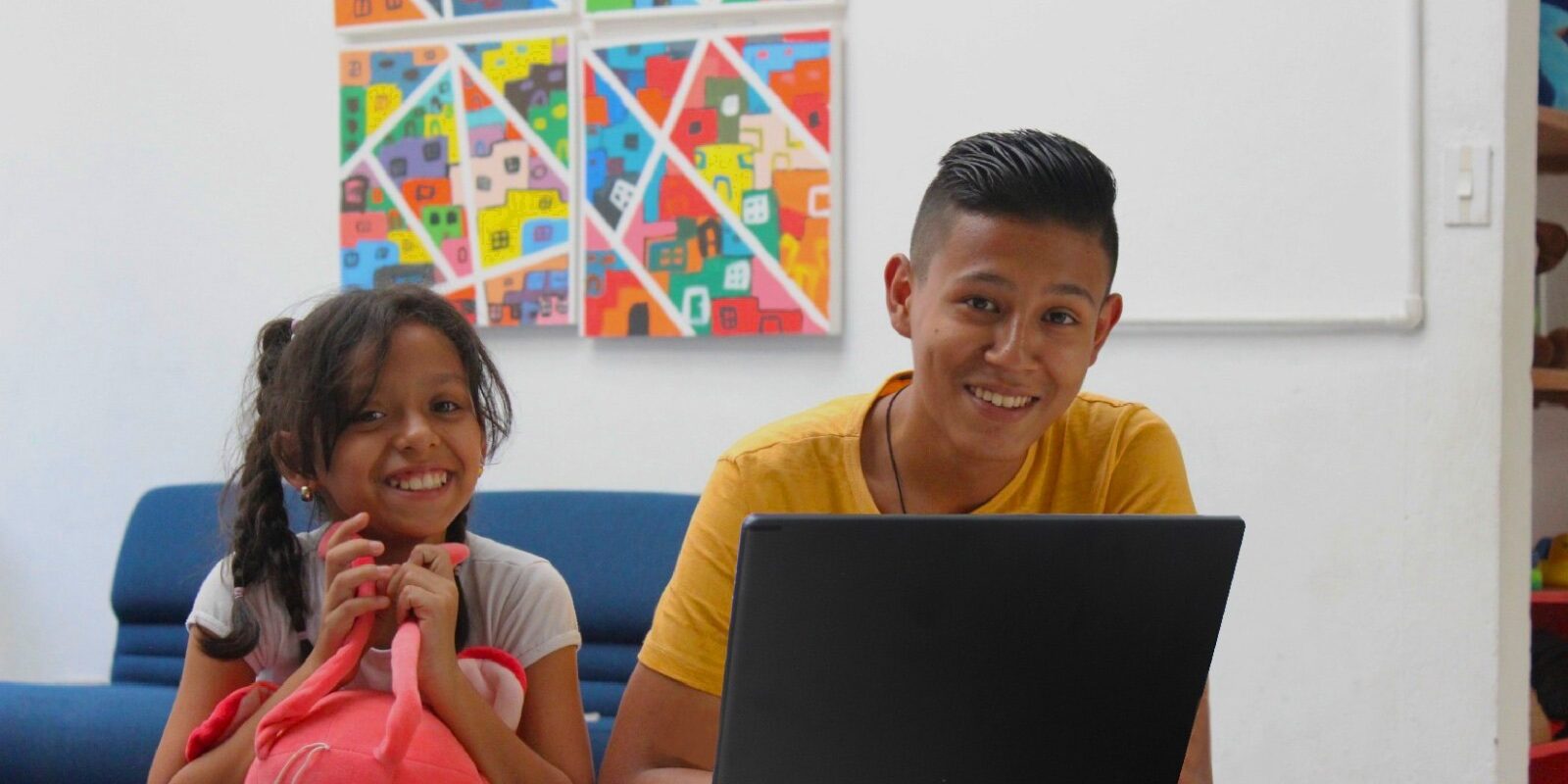 El desafío de criar niños y niñas en la era digital